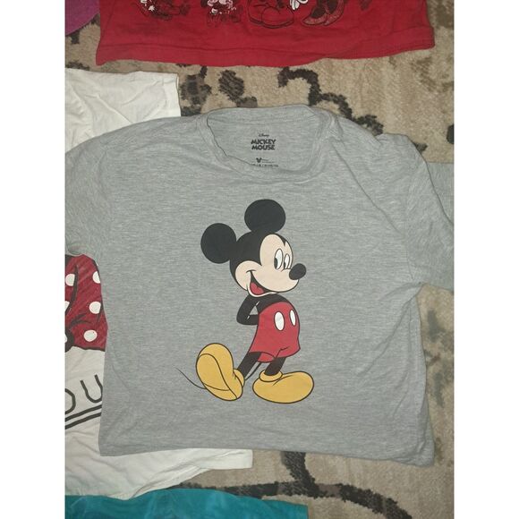 SALE!! 8 FUN Mickey Mouse & Minnie Mouse Adult Size Small to Large T-shirts - Picture 6 of 9